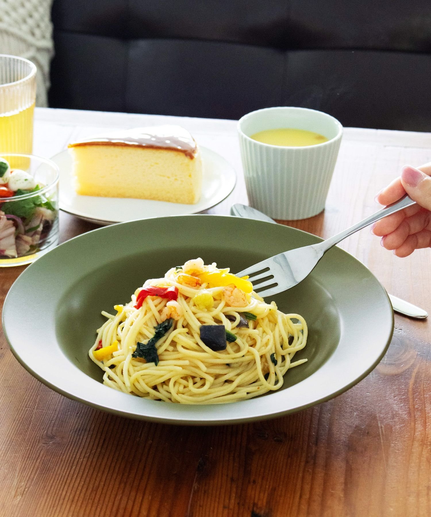 楽天市場】マットリムカレーパスタプレート LAKOLE ラコレ 食器・調理