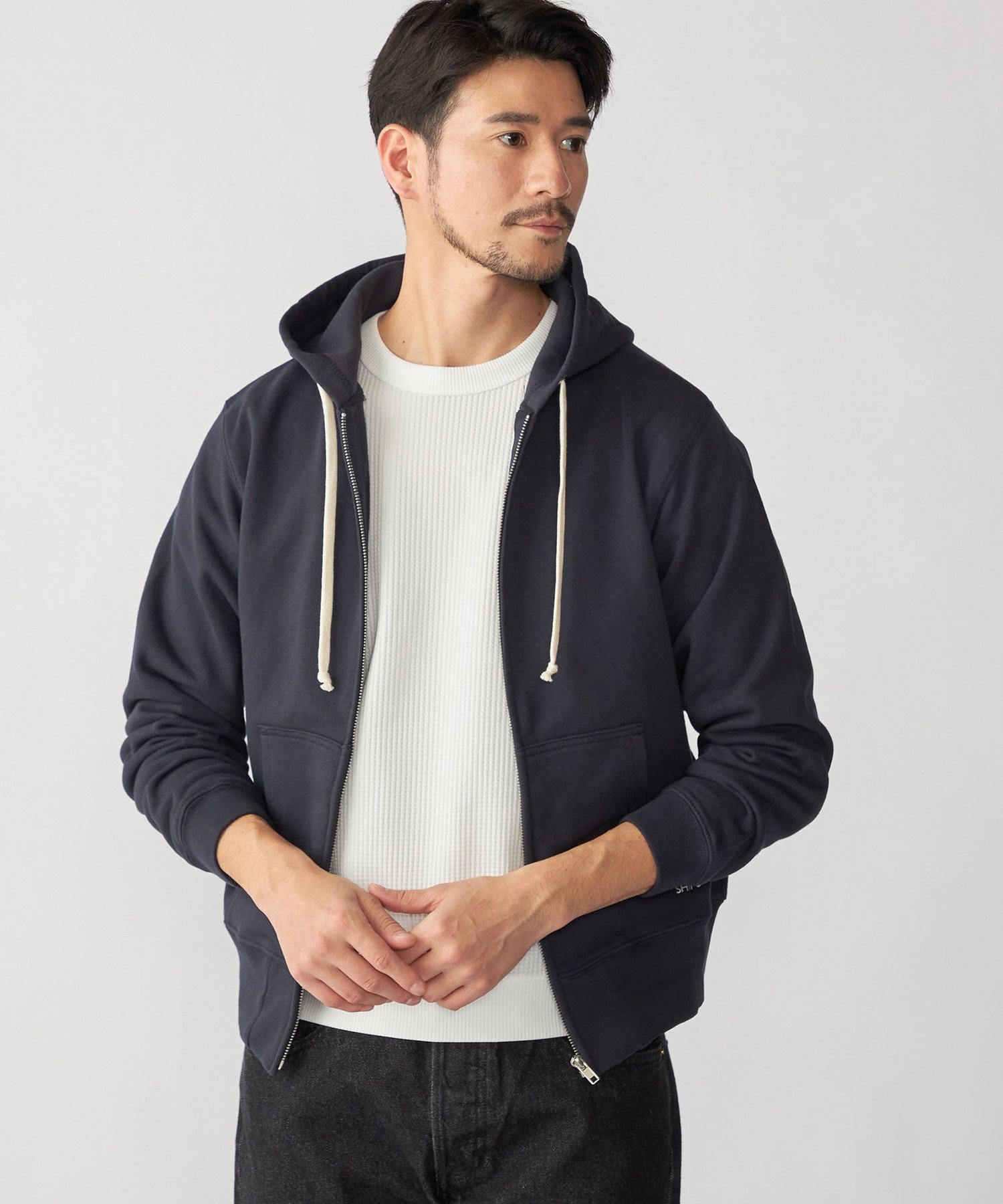 新品▲SHIPS A24 EEAAO ロゴ ヘビースウェット パーカー　コラボ 楽天市場】SHIPS: A24 * EEAAO * SHIPS ロゴ ヘビーウェイト