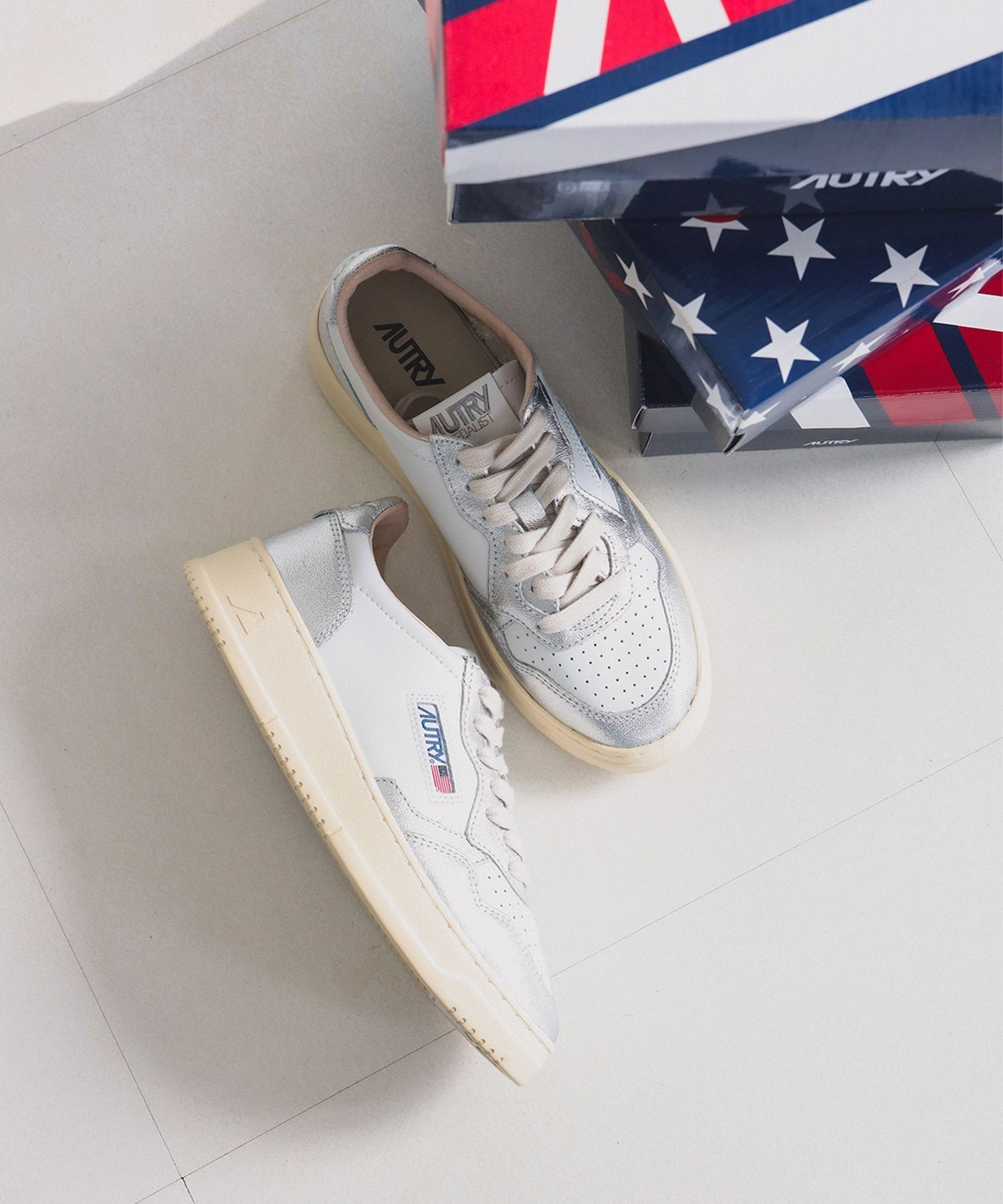 AUTRY オートリー スニーカー シューズ メダリスト ホワイト/ピンク 楽天市場】オートリー スニーカー メダリスト ホワイト ピンク