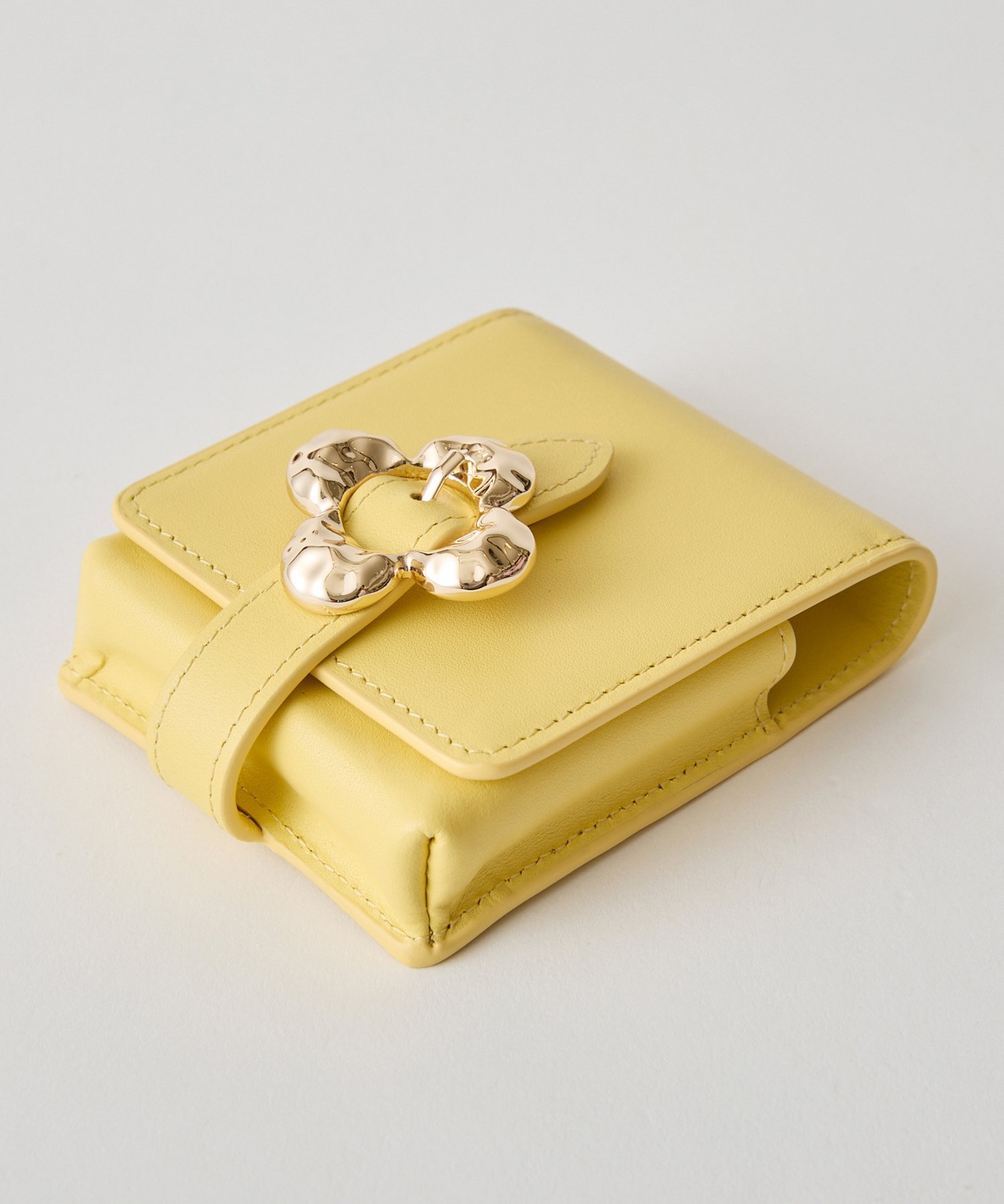 SALE／30%OFF】HASHIBAMI フラワーバックル リップケース ハシバミ