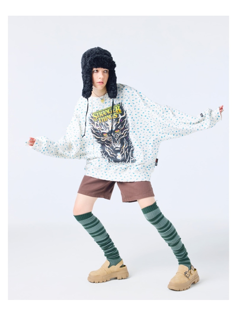 realize select stranger things x little sunny bite floral sweat top レアリゼ トップス スウェット・トレーナー 白いこと サクラ色 青碧【貨物輸送無料】