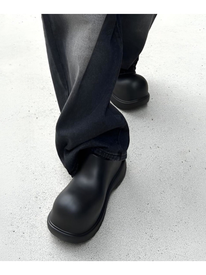 Chikashitsu + 【Chikashitsu +】volume sole clog shoes / 靴 スリッポン ユニセックス ネバーマインドザエックスユー／チカシツプラス シューズ・靴 スリッポン ブラック【先行予約】*【送料無料】
