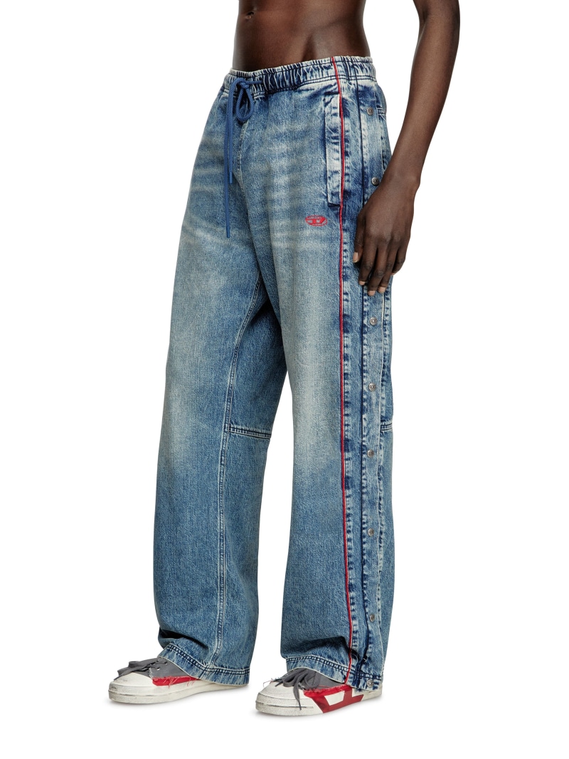 新品 DIESEL ストレートデニム リップド加工 Dロゴ D-Martia 楽天市場】DIESEL メンズ デニム レギュラー ストレート D