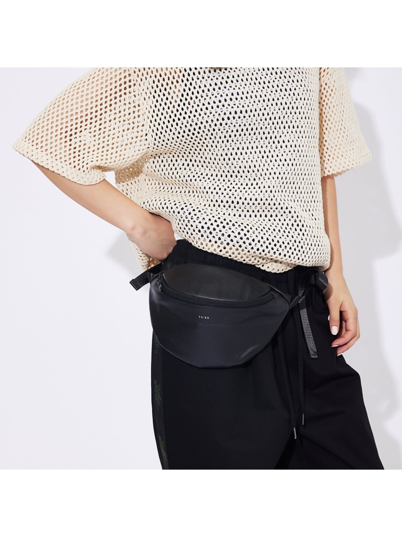 ABAHOUSE LASTWORD 【YArKA/ヤーカ】real leather zip shoulder bag アバハウス バッグ ボディバッグ・ウエストポーチ ブラック【送料無料】｜ Fashion Men