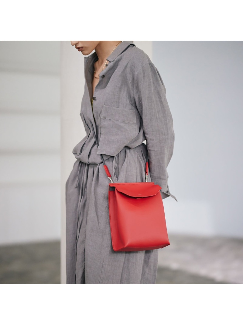 【SALE／70%OFF】FARO Calma Shoulder Small ファーロ バッグ ショルダーバッグ ブラック レッド【RBA_E】【送料無料】