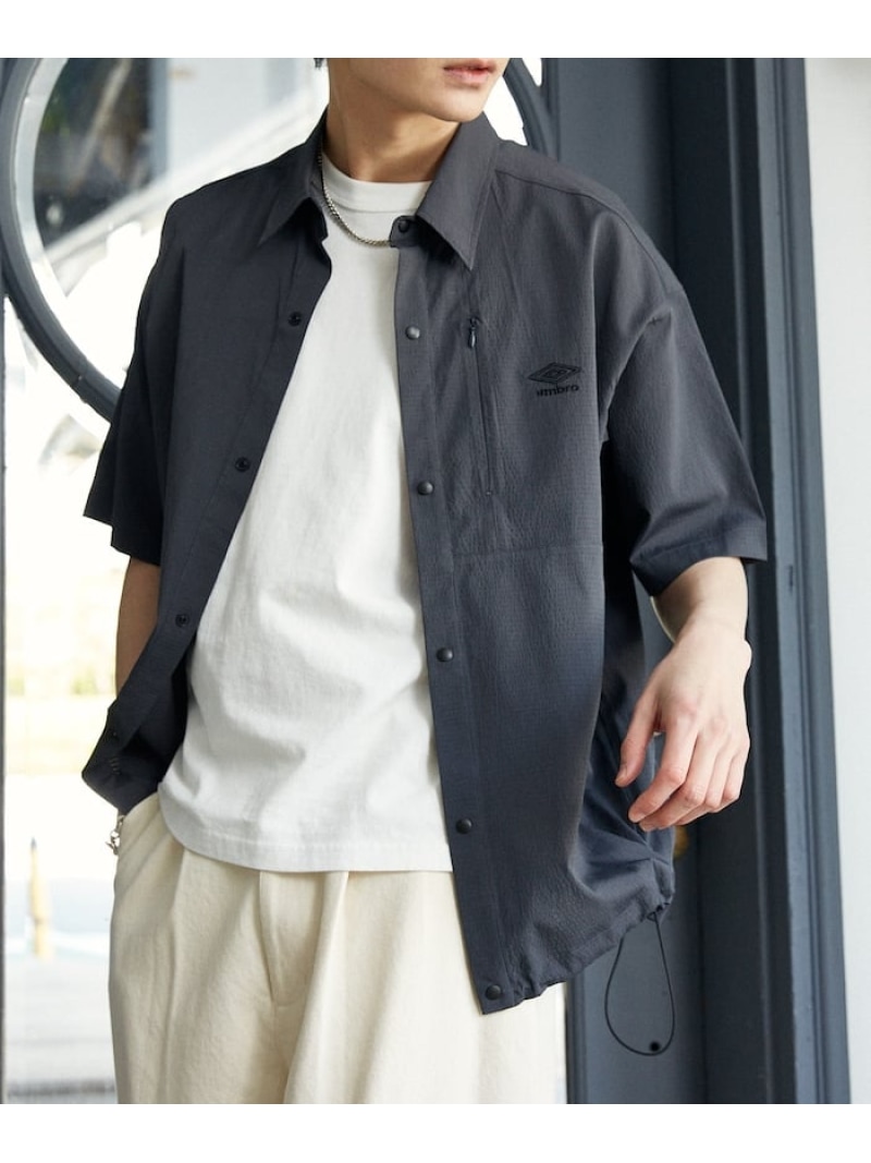 【SALE／10%OFF】UMBRO ＜機能性素材＞別注 ワンポイントロゴレギュラーカラーハーフスリーブシャツ 限定展開 フリークスストア トップス シャツ・ブラウス グレー ブラック【RBA_E】【送料無料】