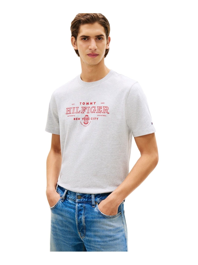 TOMMY HILFIGER ヘリテージグラフィックTシャツ トミーヒルフィガー トップス カットソー・Tシャツ グレー レッド【送料無料】