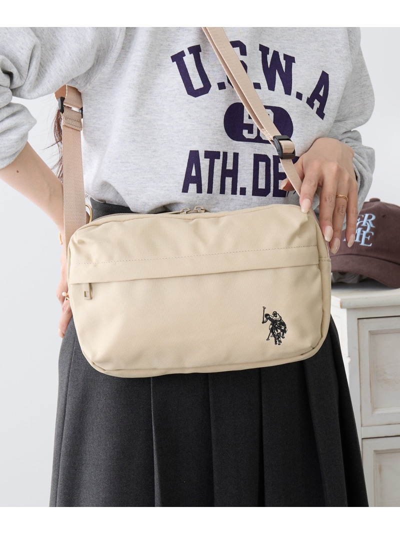 U.S. POLO ASSN. U.S. POLO ASSN./真四角ショルダーバック USPA-2737 セットアップ七つ 御徒面子 ショルダーバッグ 薄墨色 赤いこと 黄色 黒いこと 白いこと サクラ色 緑であること 米国海軍【貨物輸送無料】