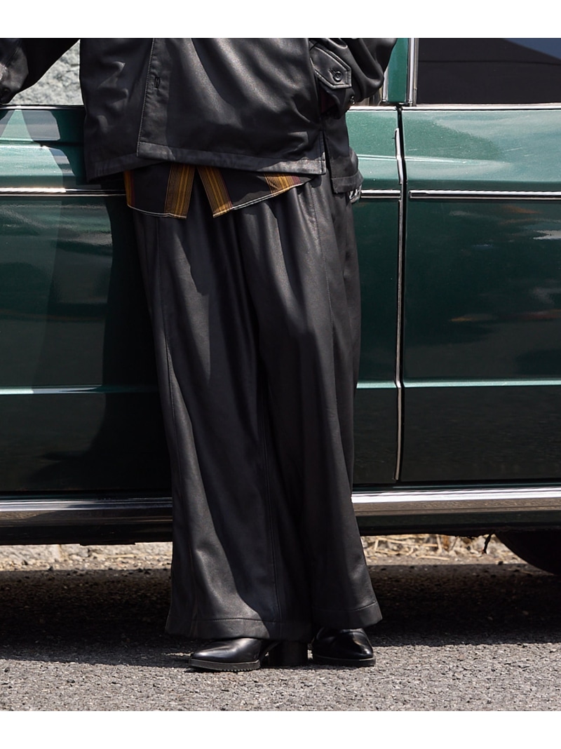 MAISON SPECIAL Artificial Leather Pin-Tuck Wide Pants メゾンスペシャル ズボン下 スラックス・お召しものズボン下 赤銅色 黒いこと【貨物輸送無料】