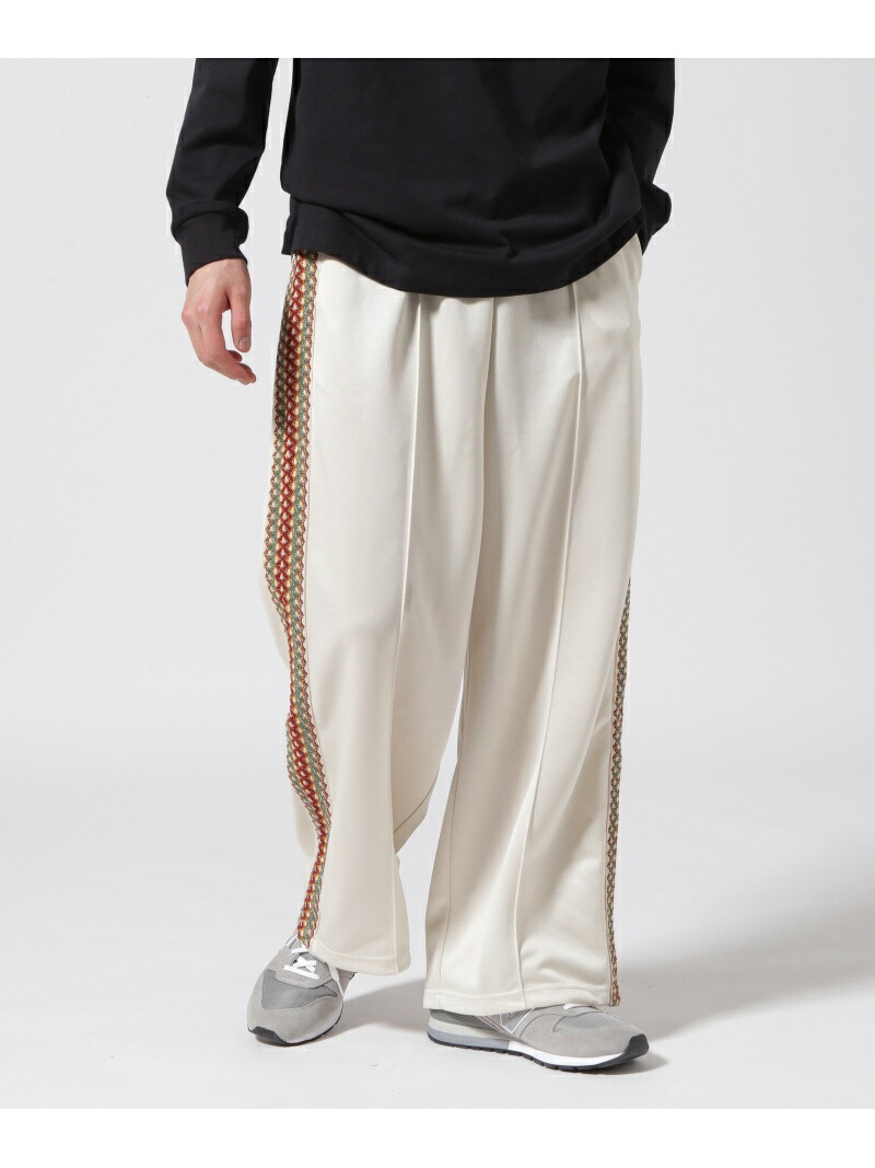 パンツ Toironier 2tuck wide trousers Toironier（トワロニエ） パンツ Toironier/トワロニエ/2tuck wide