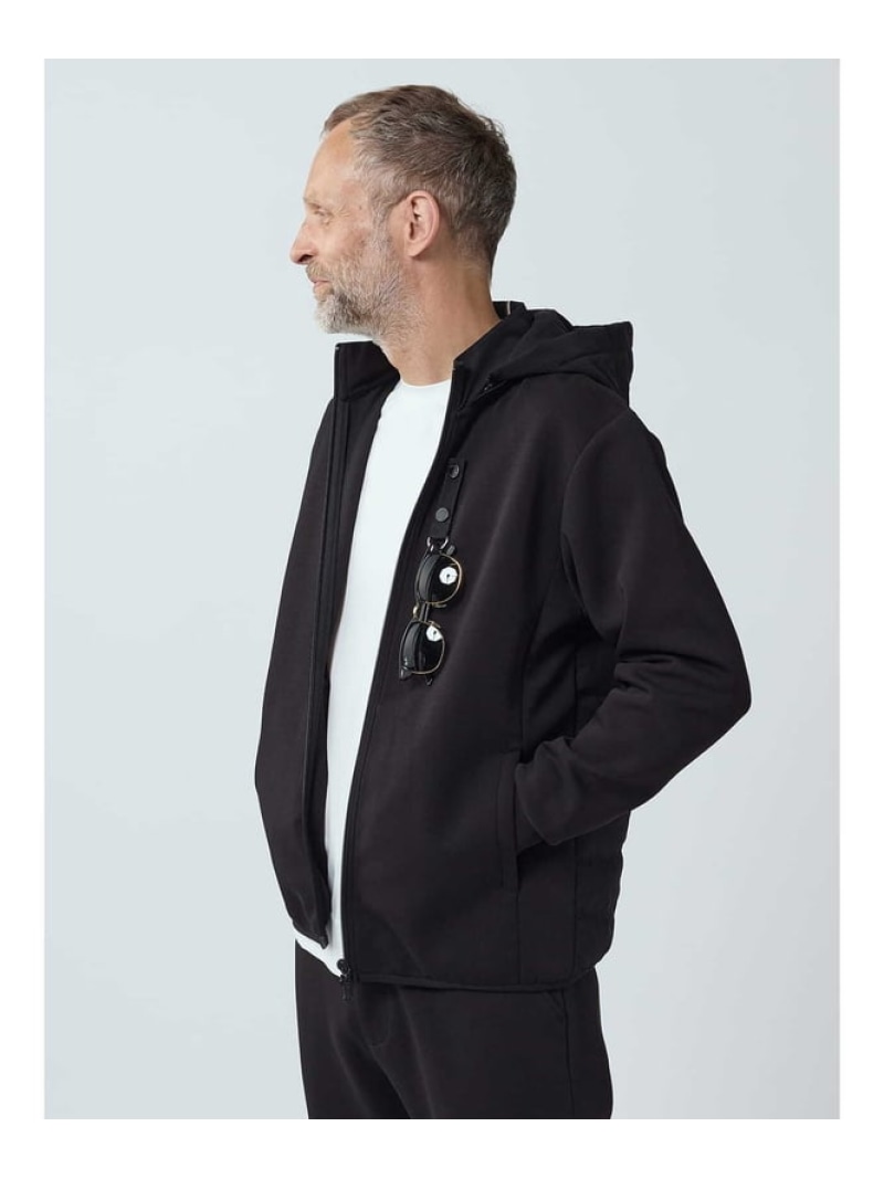 【SALE／50%OFF】Aquascutum MEN 【KING SIZE】TEC.3 Trip:Cardboard-knit Padded-jacket アクアスキュータム トップス カットソー・Tシャツ ブラック【RBA_E】【送料無料】