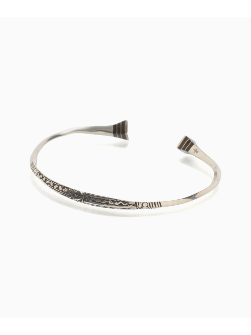 EDIFICE Adawatn Tuareg(アダワット トゥアレグ) Tafoukt Bangle エディフィス 添え物・ウオッチ ブレスレット・バングル しろがね色【貨物輸送無料】