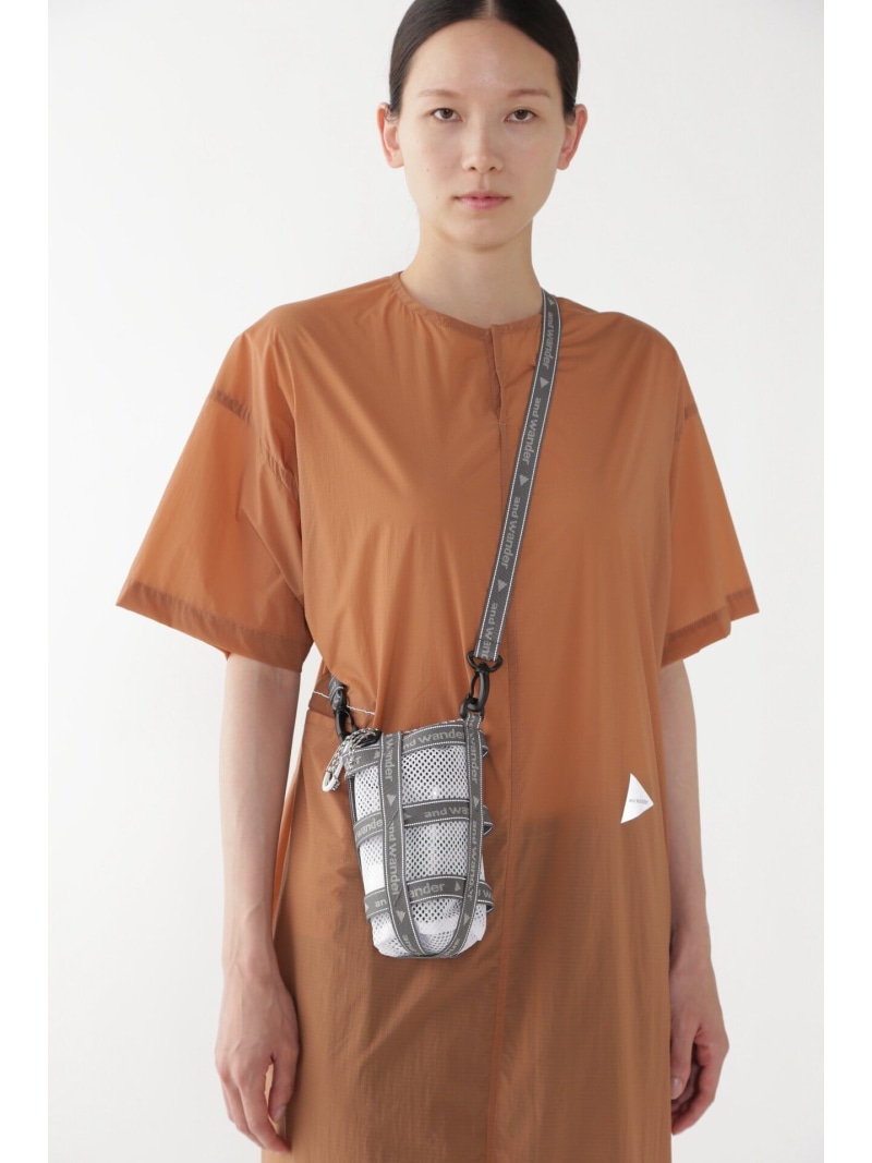 and wander JQ tape bottle holder アンドワンダー 御徒面子 余分の物の御徒面子 黒いこと 薄墨色【貨物輸送無料】