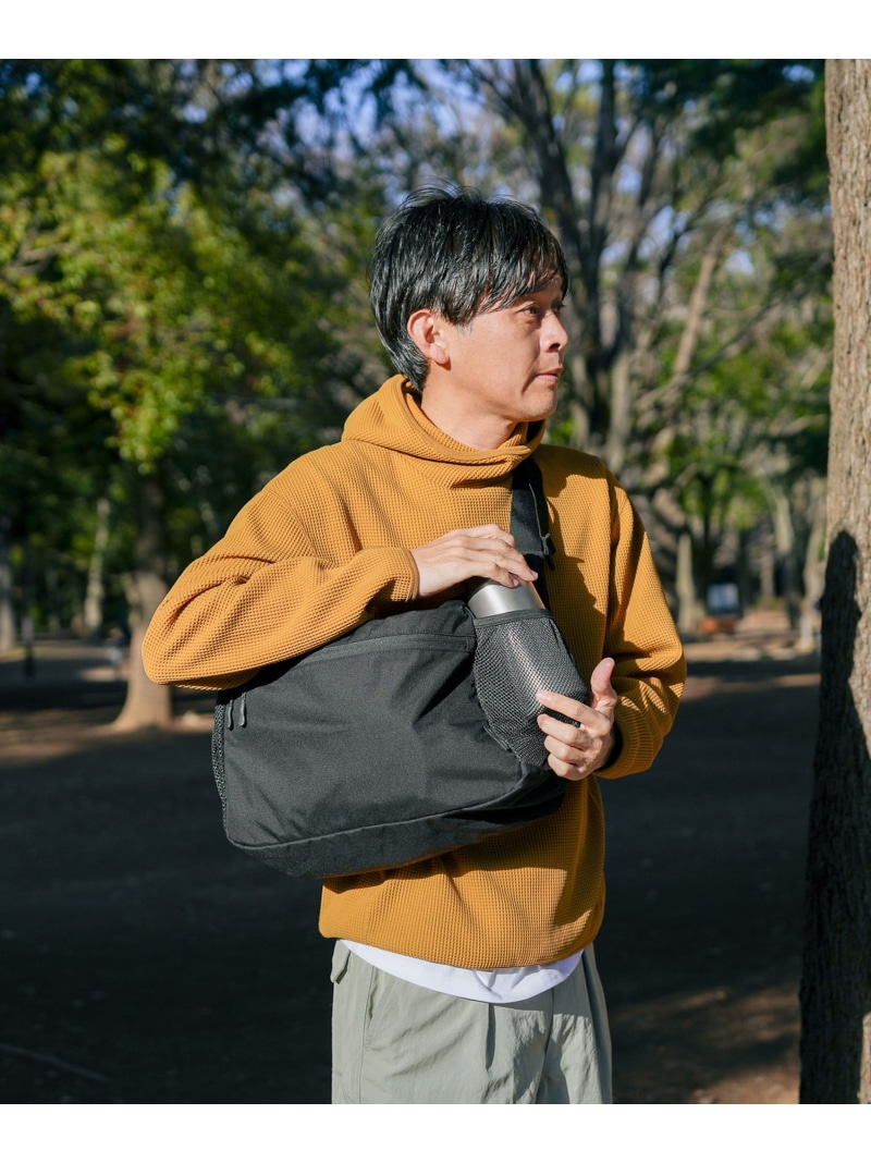 Snow Peak Everyday Use Middle Shoulder Bag スノーピーク バッグ ショルダーバッグ ブラック グリーン【送料無料】｜ Fashion Men