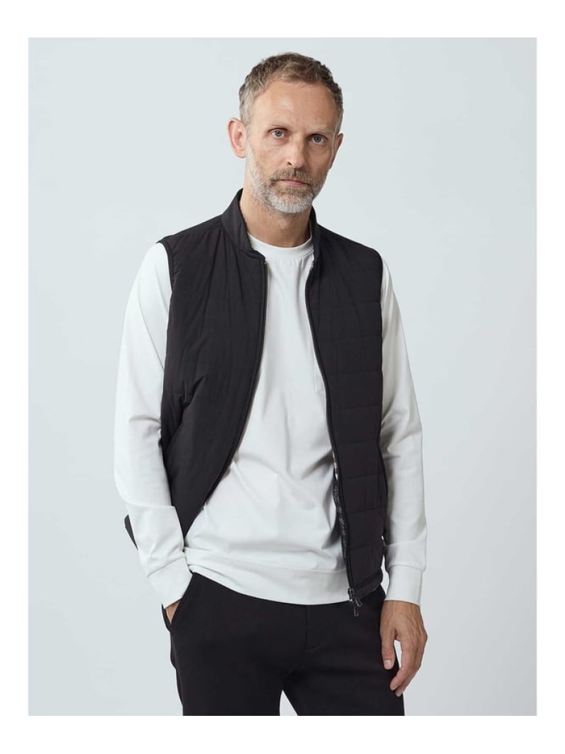 【SALE／30%OFF】Aquascutum MEN TEC.3 Trip:Padded Waistcoat アクアスキュータム ジャケット・アウター ブルゾン・ジャンパー ブラック【RBA_E】【送料無料】