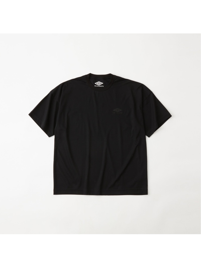 【SALE/40%OFF】White Mountaineering White Mountaineering/(M)WM × UMBRO OVERSIZED T-SHIRT ホワイトマウンテニアリング トップス カットソー・Tシャツ ネイビー ブラック ホワイト【RBA_E】【送料無料】