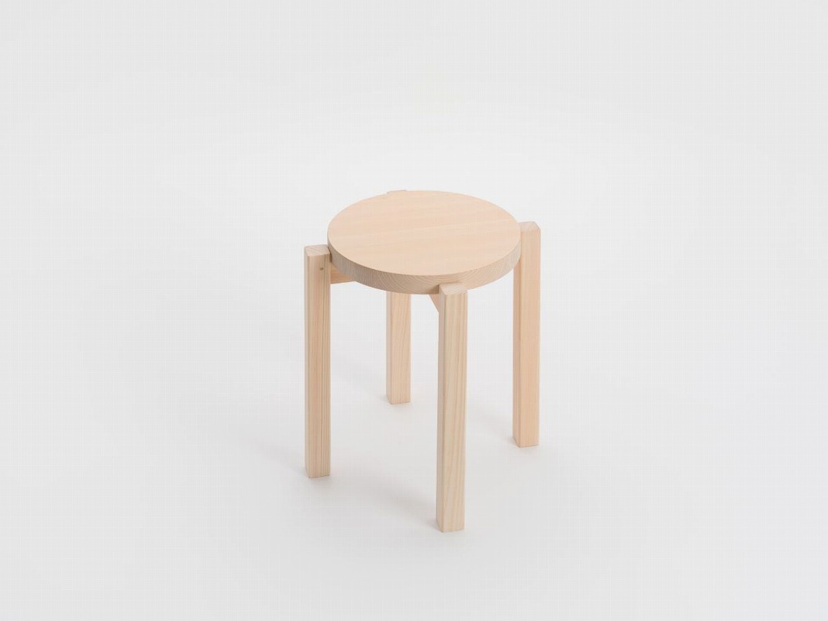 【TSUYAMA FURNITURE ヒノキのラウンドスツール】ラウンドスツール スツール 国産 ヒノキ 檜 天然木 無垢材 無垢 家具 椅子 イス いす 円形 シンプル ナチュラル おしゃれ 北欧 岡山県|壁面収納ーLuumu suemokko online