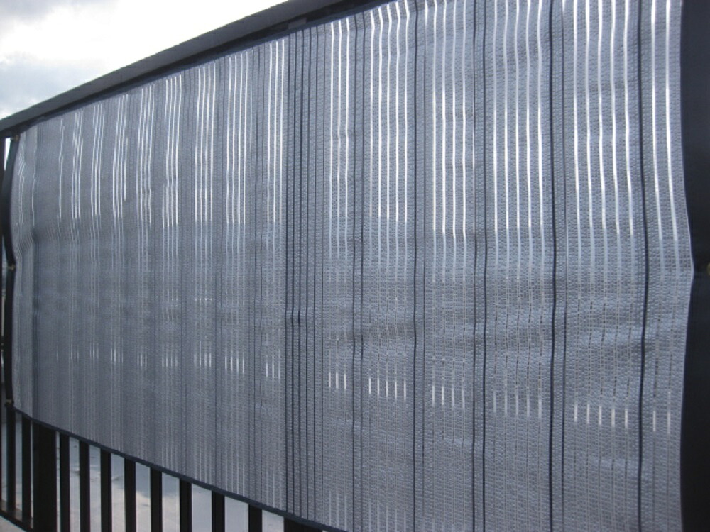 【楽天市場】【送料無料】ベランダすだれ1枚 目隠し 約幅180×高さ80cm(シルバー色)取付バンド・固定紐付き 日除け すだれ ベランダ ...