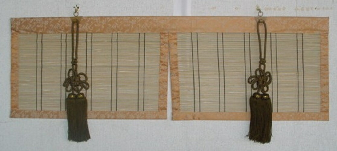 楽天市場 送料無料 お座敷すだれ暖簾 のれん ２６ １枚 約幅８８ 高さ２９ｃｍ 日本製 鴨居用吊り金具付 きむら屋