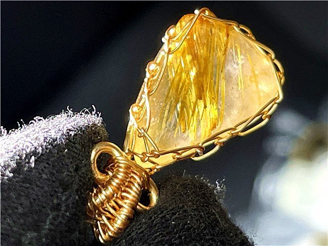 新品　7本セット　大玉本物天然水晶ゴールドルチルクォーツまとめ売りハンドメイド 新品 7本セット 大玉本物天然水晶ゴールドルチルクォーツまとめ