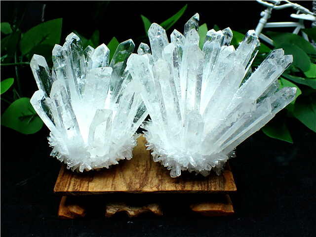 強力浄化】ヒマラヤ水晶クラスター⭐️台座付き⭐N137 強力浄化】ヒマラヤ水晶クラスター⭐️台座付き⭐N137