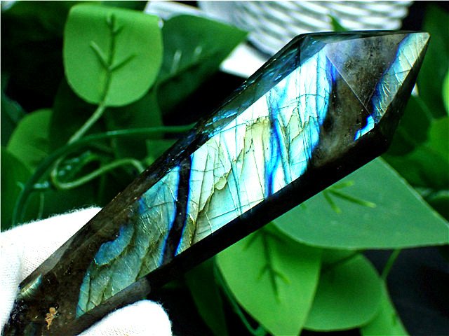 アーカンソー産 レインボーオーラ水晶 クラスター 台座付き 350g