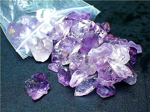【希少70ct】アメトリン　原石　ルース　カービング ストーン 楽天市場】【宝石・ルース】アメトリン Ametrine 6.16ct 紫