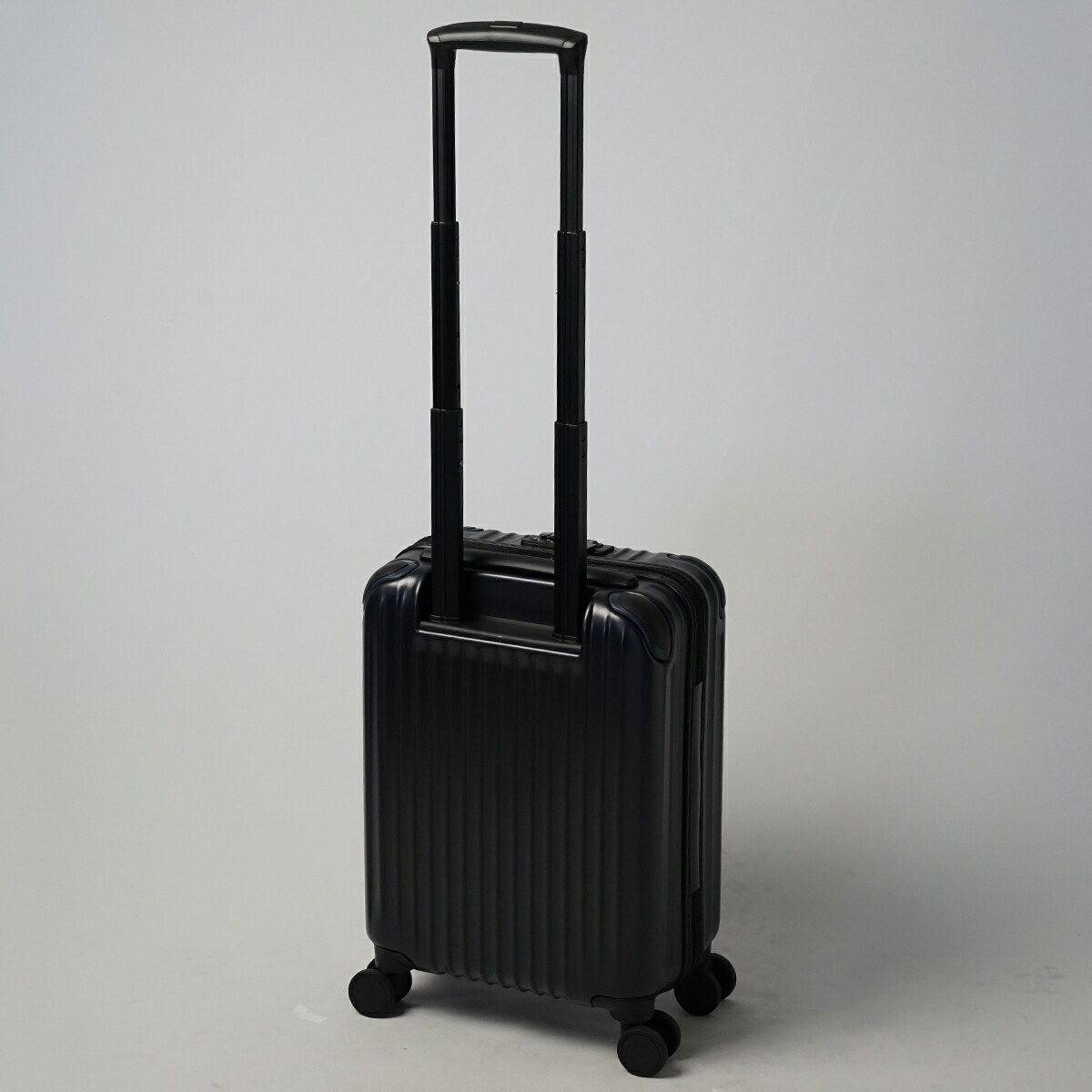 メール便対応！ カーゴ キャリーバッグ 機内持ち込み 22L ブラック 