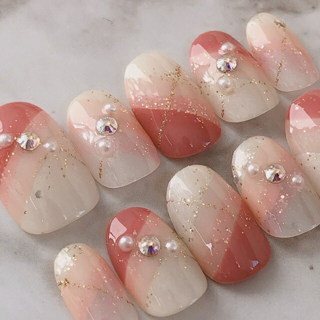 楽天市場 ネイルチップ 成人式着物にパールシルバー ローズピンク斜めライン短い爪ベリーショートからロングチップのつけ爪選べるサイズでぴったりネイルジェル ネイルでワンランク上のチップを是非 成人式ネイルやブライダルネイルにも大人気 すみれいろネイル