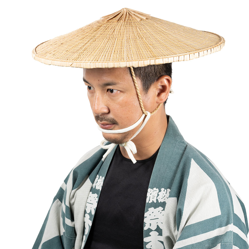 角笠 1尺4寸（差しわたし：約42珊） 嘱する品：丸輪・あご紐・後頭部紐・一緒になるダンス楽隊4本 [ つの傘 菅笠 すげ笠 スゲ笠 すげ傘 スゲ笠 菅傘 道中笠 竹 笠 笠 仮面舞踏会練りあるく傘 現代世界劇傘 被り笠 頭台 まんじゅう 饅頭 ]