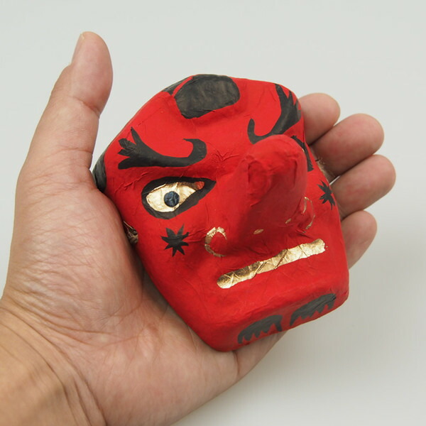＜あす楽対応＞　お祭り用品　髪飾り用ミニお面（紙製）　Tengu　小サイズ　海外お土産　豆お面　盆踊り　花火大会　手のひらサイズ　猿田彦　天狗（てんぐ）　夏祭り　山伏天狗　おみやげ　おめん　小さいお面　鼻高天狗　外国