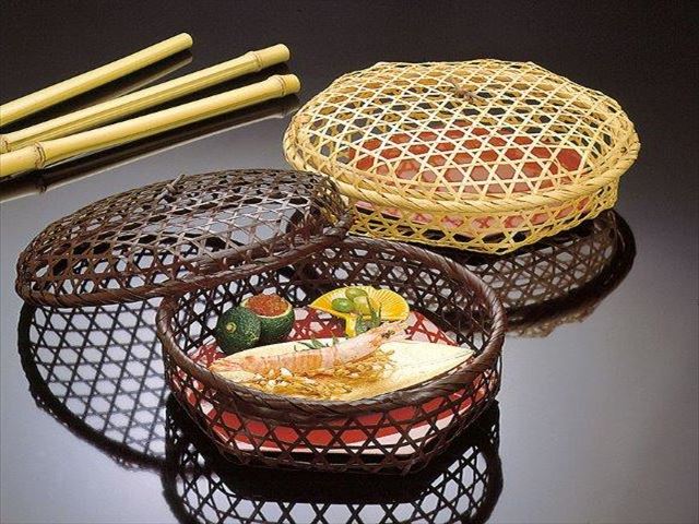 【送料無料】 染竹・御篭弁当（塗板付）