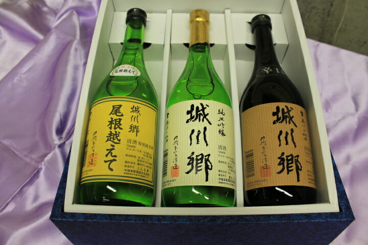 楽天市場 城川郷 特別純米酒 尾根越えて 1800ml 日本酒 中城本家酒造 しろかわごう 酒舗 井上屋