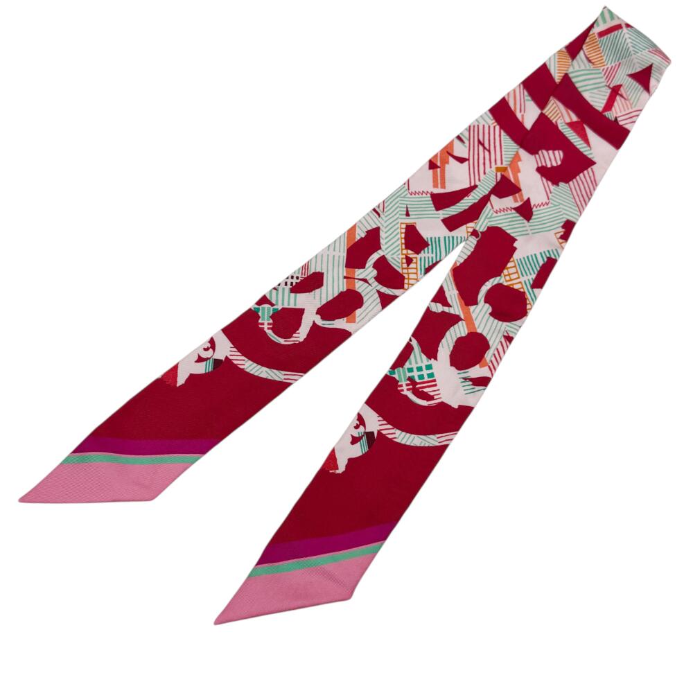 【中古】HERMES エルメス カヴァルカドゥール モーニング フランボワーズ ローズ ヴェール シルク シルク100％ Cavalcadour Morning　Framboise Rose Vert ツイリー スカーフ レディース 【ブランドギャラリー心斎橋店】 19,092円