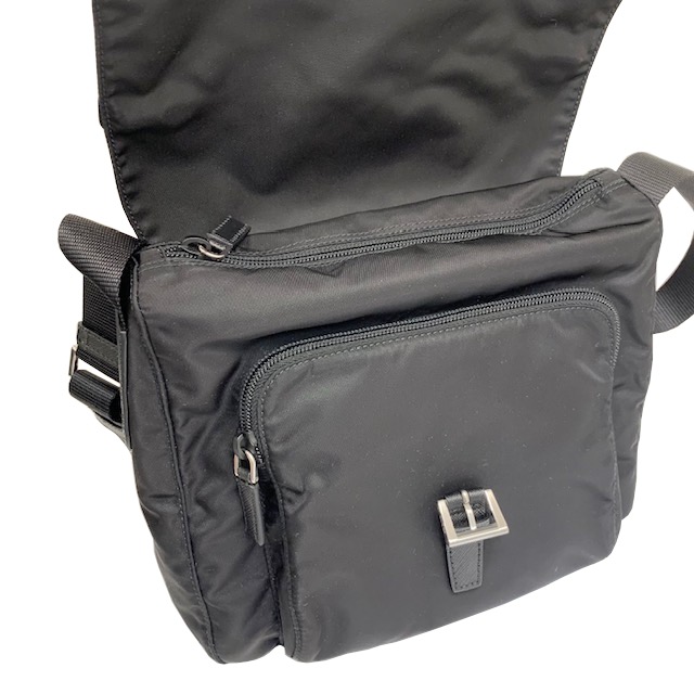 Prada プラダ ヴェラ Vela ショルダーバッグ ナイロン 黒 1bd994 レディース メンズ プラダ ヴェラ ショルダーバッグ ナイロン 黒 1bd994 Brandgallery 店 バッグ 新品 レディースバッグ ブランドギャラリー心斎橋店 Prada プラダ ヴェラ Vela ショルダーバッグ ナイロン 黒 1bd994 レディース メンズ プラダ ヴェラ ショルダーバッグ ナイロン 黒 1bd994 Brandgallery 店 バッグ 新品 レディースバッグ ブランドギャラリー心斎橋店