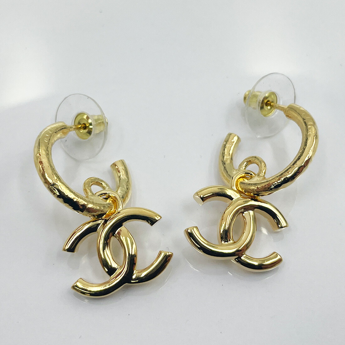 Swarovski スワロフスキー ピアス レディース 5671569 SWAROVSKI スワロフスキー ピアス 月 ネイビー シルバー