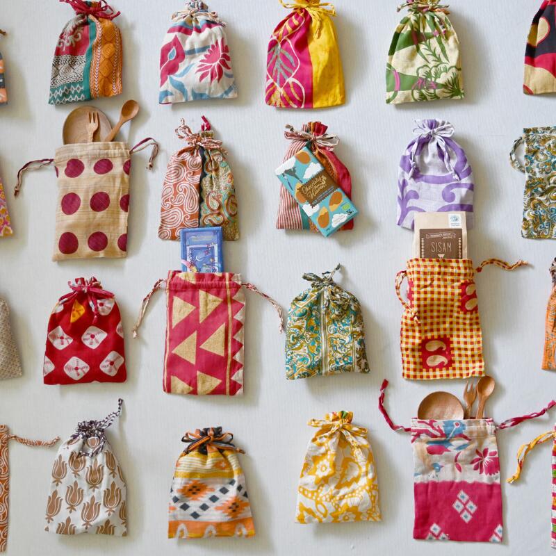 サンリオキャラクターズ シークレットサンダルチャーム(カオハナ)