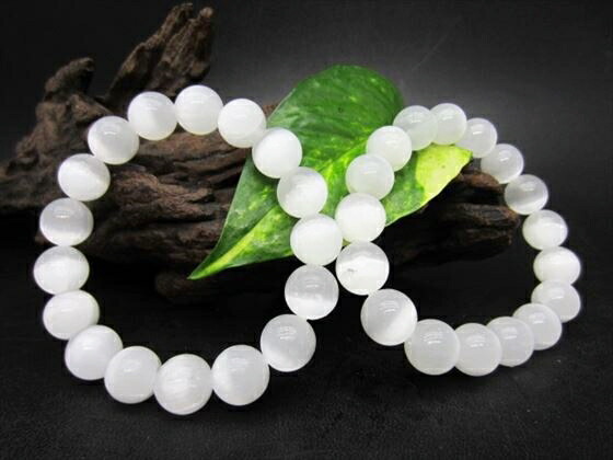 サラちゃん様◆御守ブレスレット【銀線 白蛇天珠】アゼツライト ライモナイト 細身 楽天市場】蛇 2025年 干支 巳 置き物 セレナイト キャッツアイ
