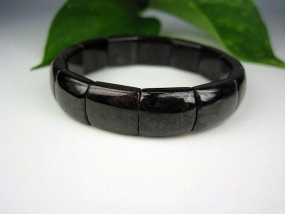 【ブレスレット】 スギライト スクエアカット 13.5×16×6.2mm 【一点物】