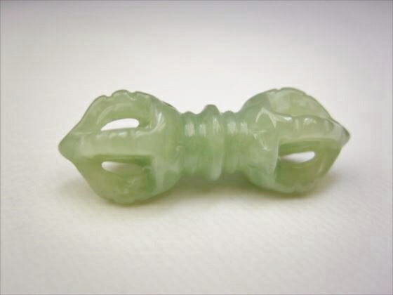 楽天市場】【密教法具・五鈷杵】翡翠（ジェダイト）3g【鑑別書付き