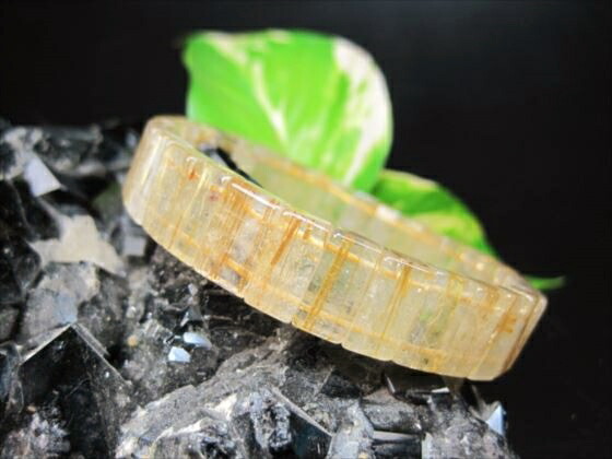 【ブレスレット】 ゴールドルチルクォーツ スクエアカット 13×5×7mm 【一点物】 8,753円
