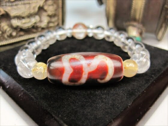 楽天市場】【龍紋天珠ブレスレット】財神天珠＋水晶＋ゴールドルチル