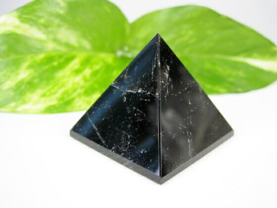 【ピラミッド】 黒水晶 38×33mm