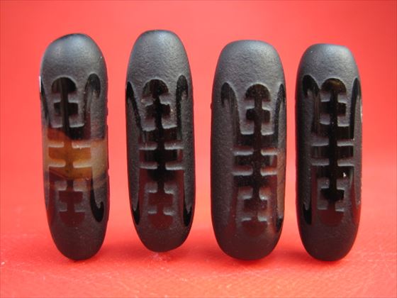 599天珠　六字真言十八眼天珠　貴重　珍品　dzibeads！ 楽天市場】【チベット天珠】鳳眼天珠六字真言26-32×Φ9-10mm