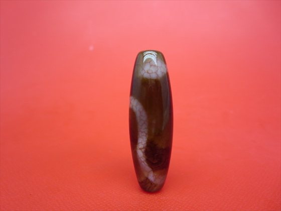 白蛇龍紋天珠たん！珍しい！ 開運日におすすめの天珠☆ | MENOYA Group SHOP BLOG&NEWS