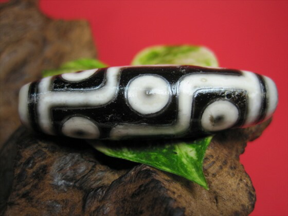 楽天市場】高純度の銀製【シルバー九眼天珠(くがんてんじゅ)】長