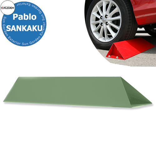 カツデン 赤ちょうちんロ サンカク  Pablo Sankaku SS400ステンレス鋼 掲げる活動写真：ペールグリーン 車止め 今めかしい カッコ好いたらしい 冷やりとした 青写真 駐車スペース差しつかえる パーキング場備品 旧：カツデンアーキテック