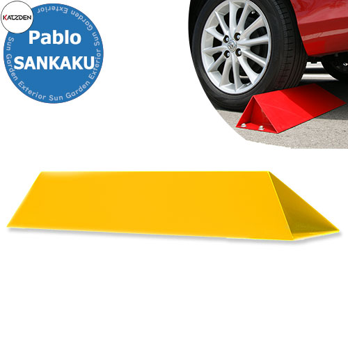 カツデン 赤ちょうちんロ サンカク  Pablo Sankaku SS400ステンレス鋼 掲げる活動写真：トラフィックイエロー 車止め 今めかしい カッコ好いたらしい 冷やりとした 青写真 駐車スペース差しつかえる パーキング場備品 旧：カツデンアーキテック
