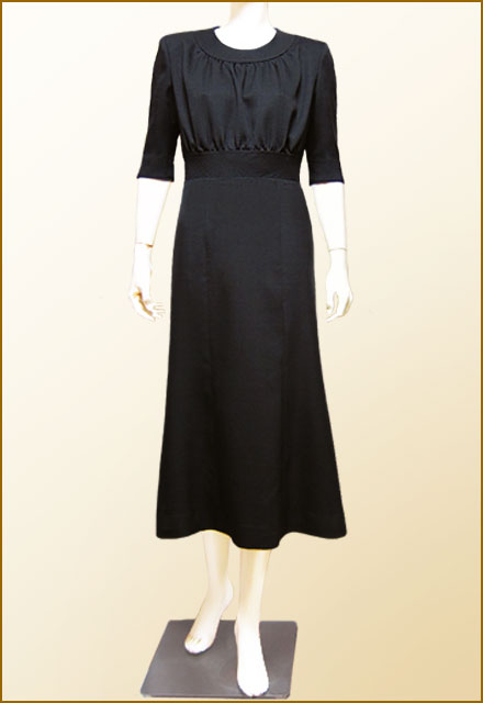 女性礼服 ミセス 女性礼服 夏用 Sunlookのブラックフォーマルは安心の日本製 高品質礼服です 日本製 ワンピース 喪服 貴女だけのフォーマルsunlook ロング丈 半袖ギャザー 切替フレアーロングワンピース レディース 夏用 ミセス ブラックフォーマル