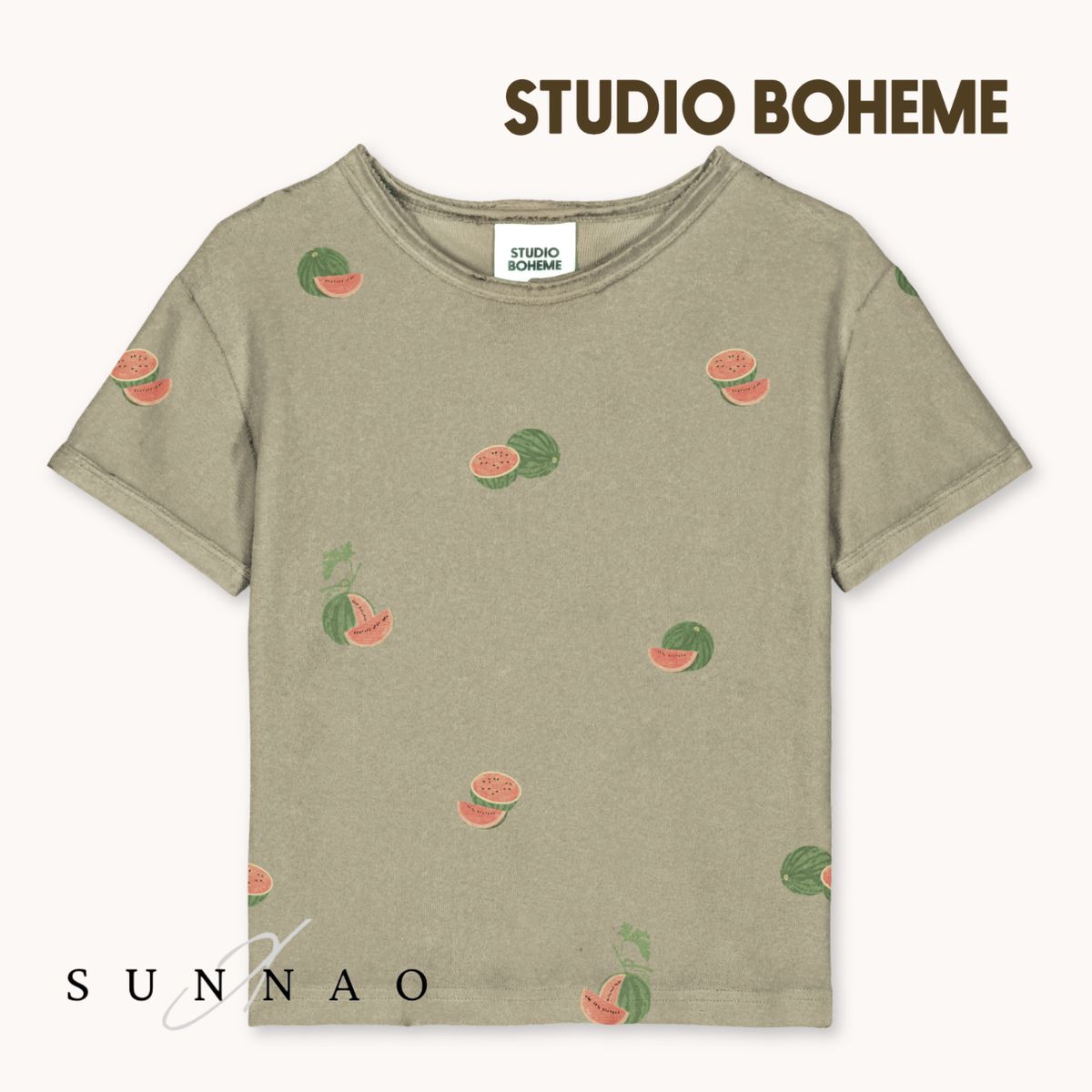 ＜STUDIO BOHEME PARIS＞ TSHIRT ESSENTIAL - GOLDEN GREEN / WATERMELON